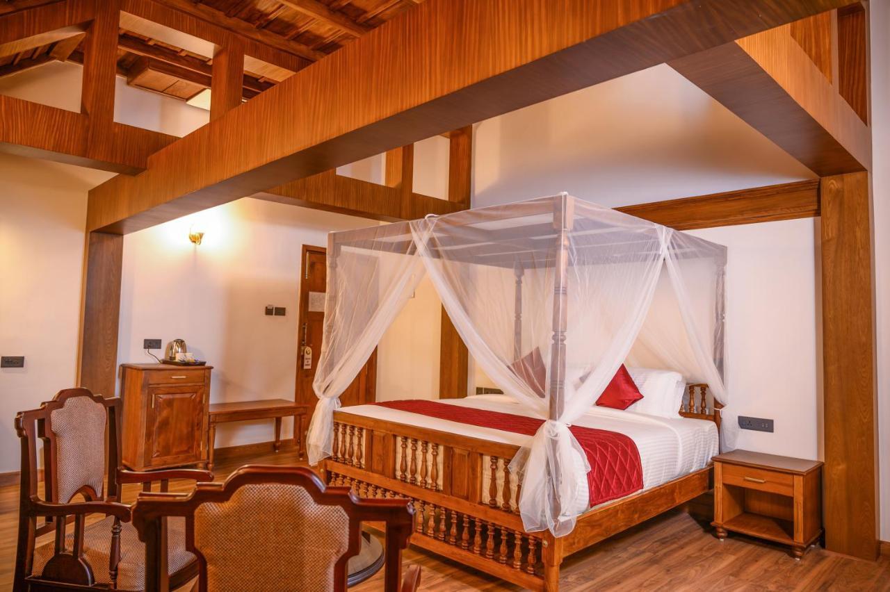 Surya Heritage Hotels Kannur Buitenkant foto