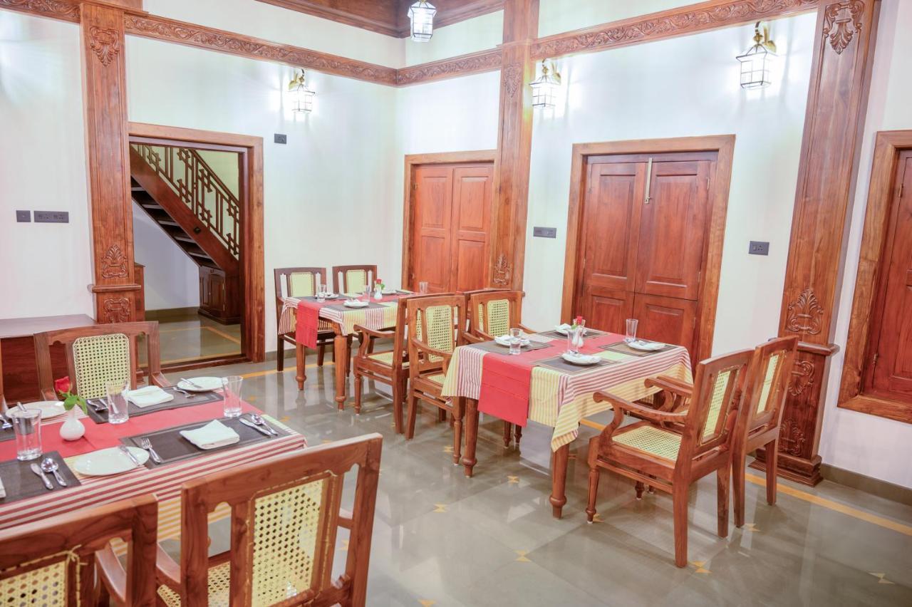 Surya Heritage Hotels Kannur Buitenkant foto