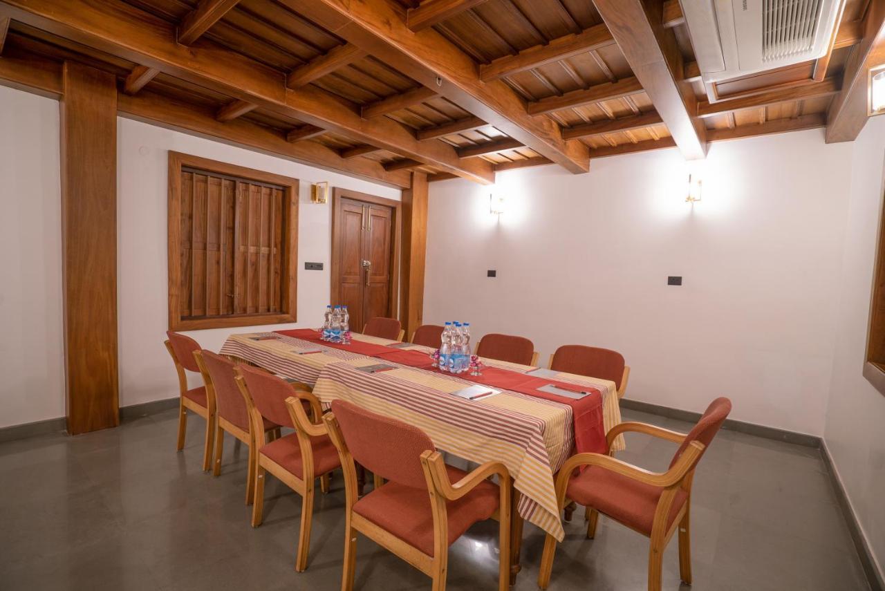 Surya Heritage Hotels Kannur Buitenkant foto