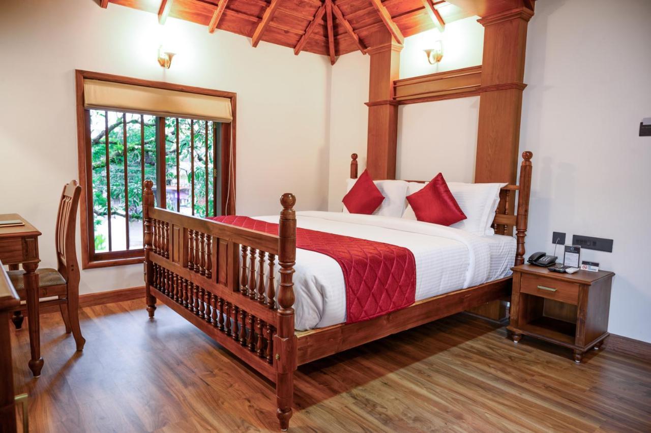 Surya Heritage Hotels Kannur Buitenkant foto